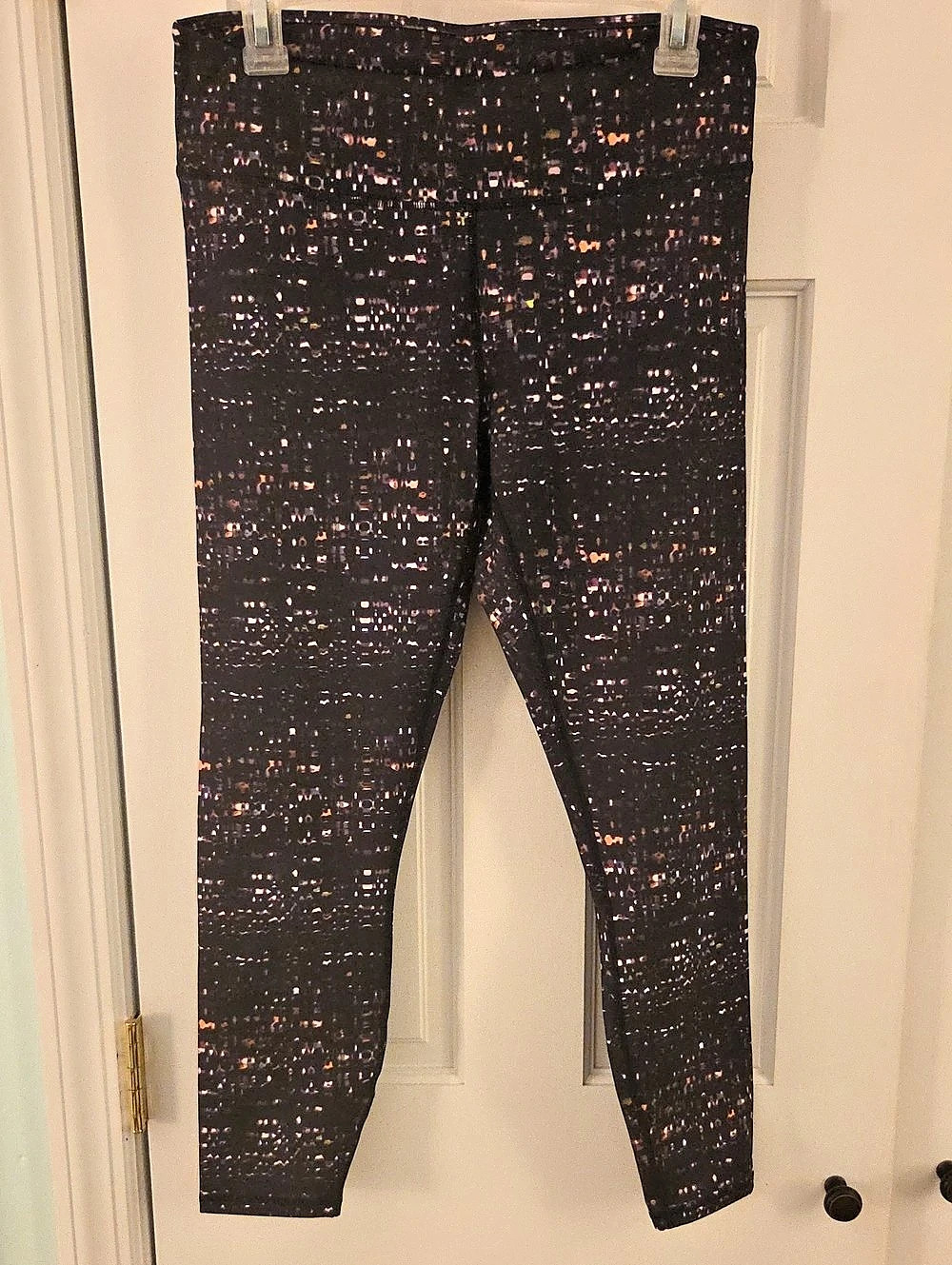 Fabletics Define PowerHold High-Waisted Legging Define High-Waisted Leggings